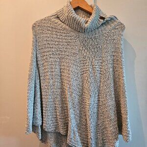 Roots Grey Knitted Poncho Sweater – One Size